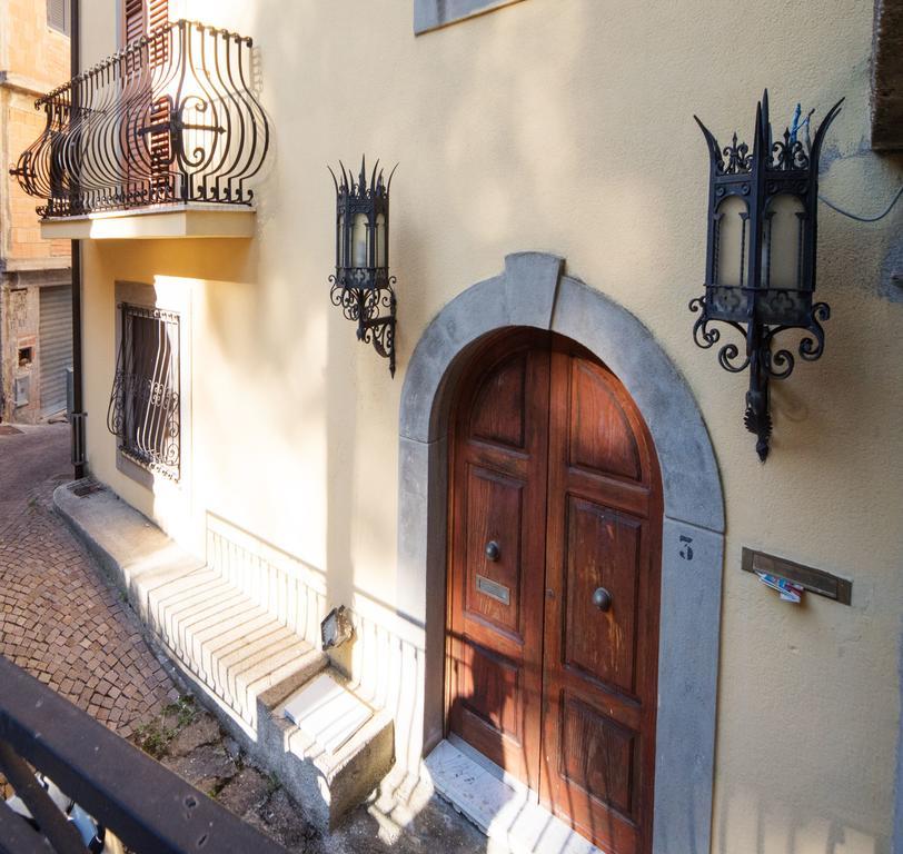 The Clock Houses Borgo Gallodoro Letojanni Exterior photo